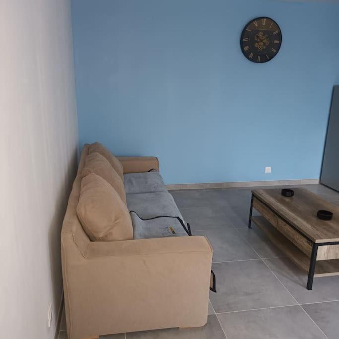Loft Entier, Calme, Fibre Et Wifi Leilighet Saint-Quentin  Eksteriør bilde
